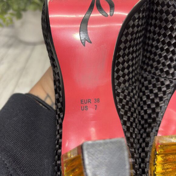 Womens Size 7 Poetic Licence Playland Cherry Peep Toe EUC - Picture 9 of 9